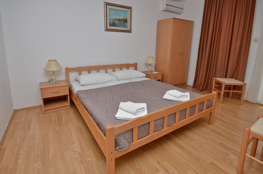 Apartmani Alexandra Budva Cameră foto